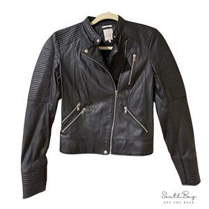 Zara Trafaluc Leather Women’s Jacket Size Medium